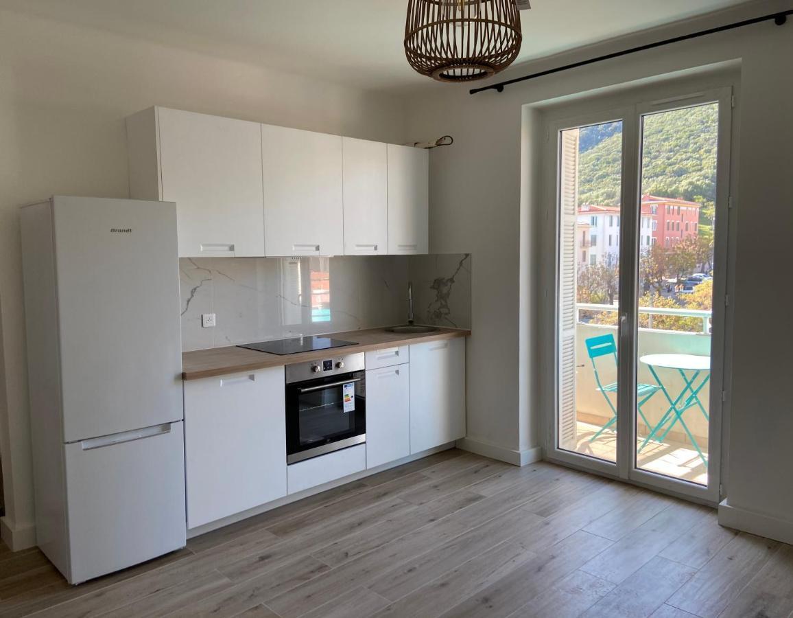 Ajaccio Magnifique T2 Neuf 40M2 Avec Balcon Au Trottel 4 Couchages Wifi Clim Parking Plage A Pieds 100M Buitenkant foto